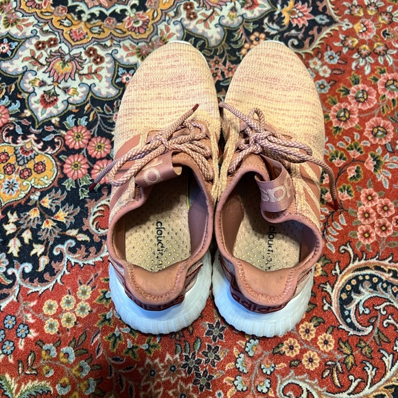 Adidas Cloudfoam tennis shoes - Picture 3 of 4